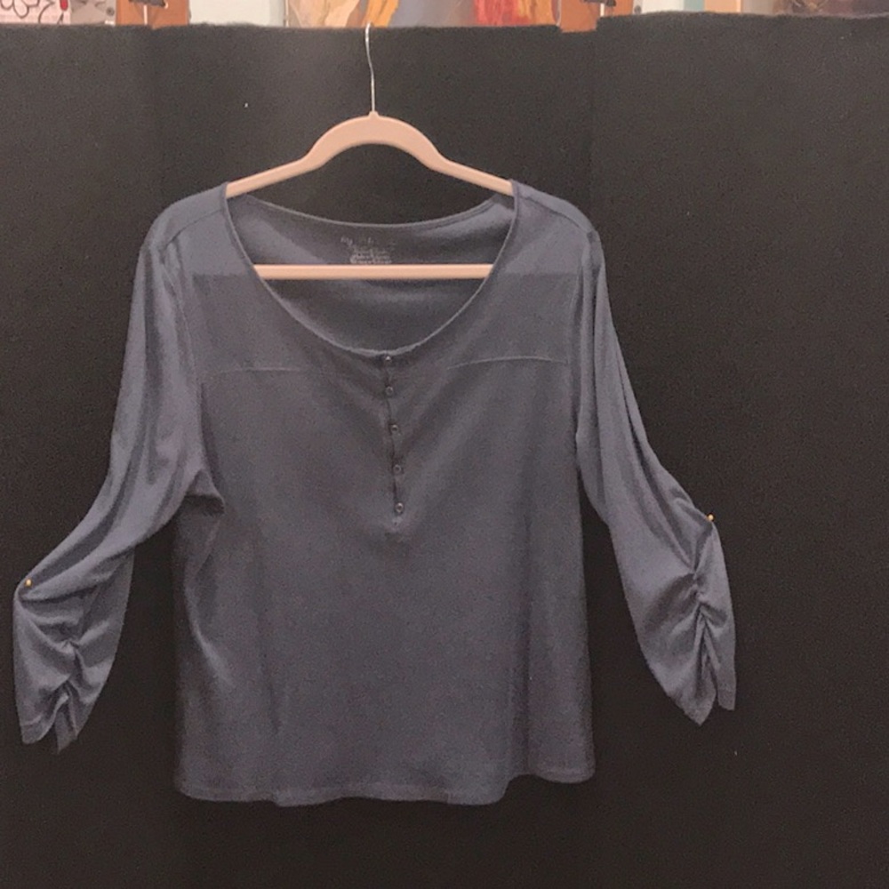 Chicos size 2 (12-14) tee shirt top with roughed sleeves. - Picture 1 of 4